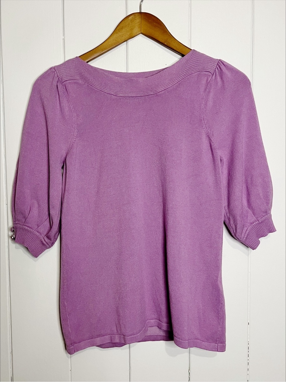 Marble Lavendar Boat Neck Quarter Length Puff Sleeve Top. Size Small.